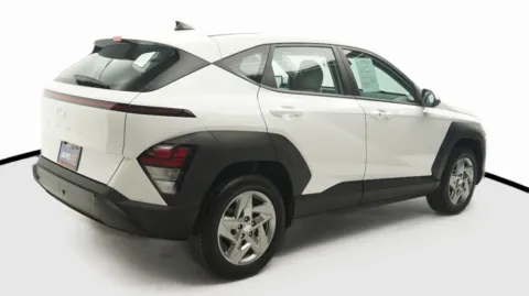 More photos of 2024 Hyundai KONA SE at Auto City, CA