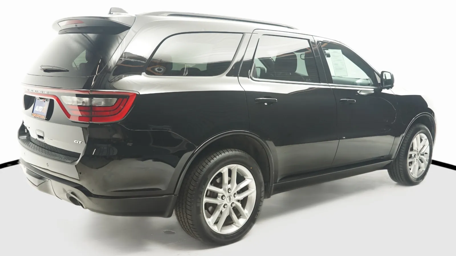 More photos of 2023 Dodge Durango GT Plus at Auto City, CA