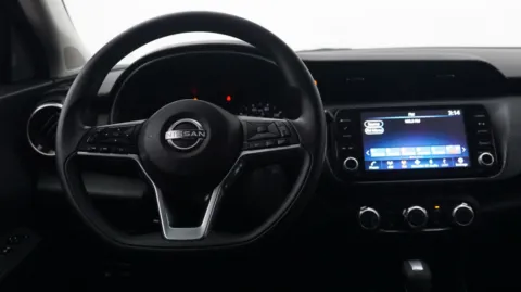 More photos of 2023 Nissan KICKS SV at Auto City, CA