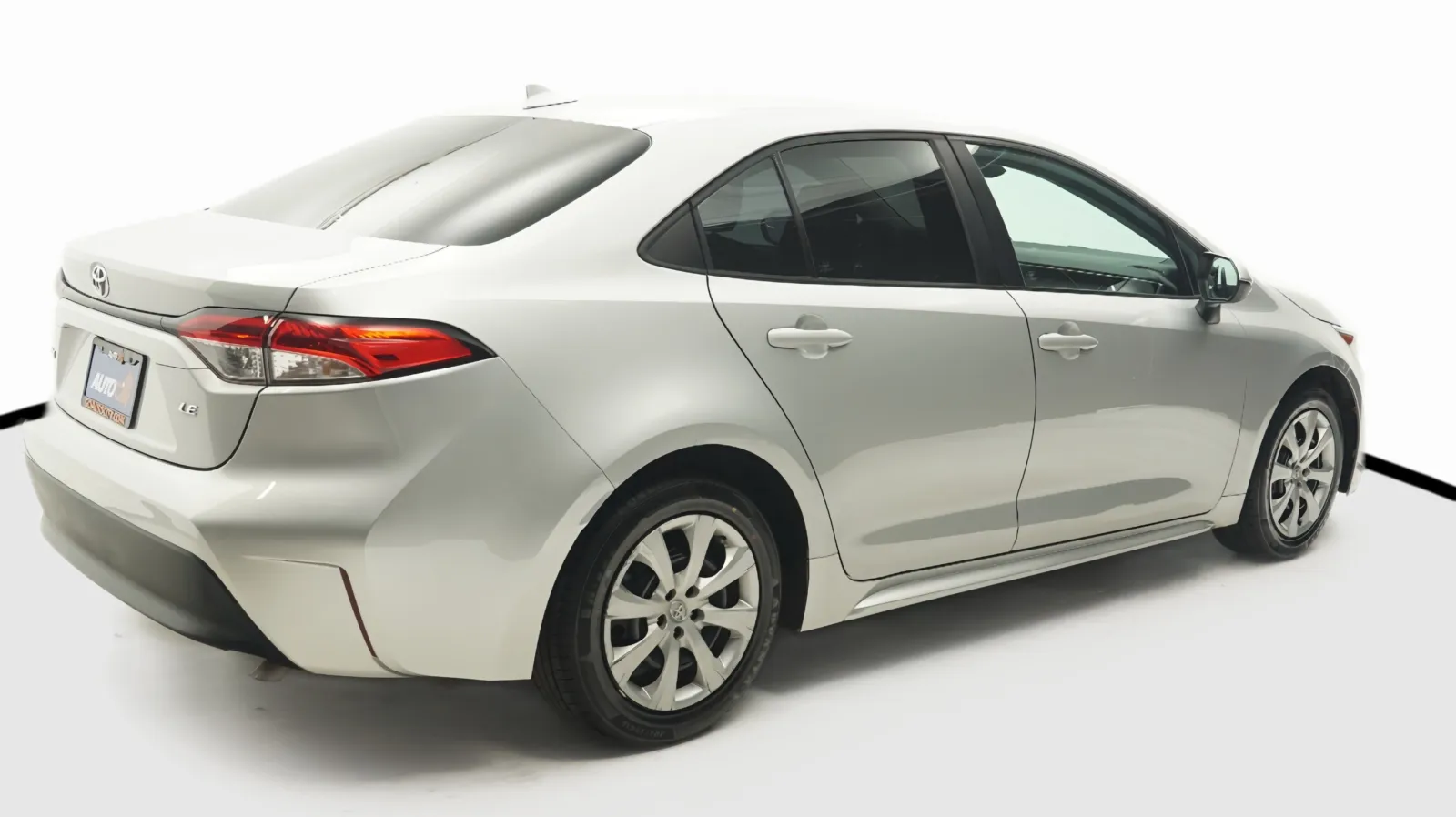 More photos of 2023 Toyota Corolla LE at Auto City, CA