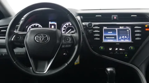 More photos of 2020 Toyota Camry SE Nightshade at Auto City, CA