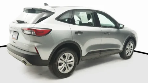 More photos of 2022 Ford Escape S at Auto City, CA