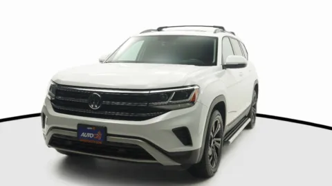 White 2023 Volkswagen Atlas 3.6L V6 SE w/Technology for sale in El Cajon, CA