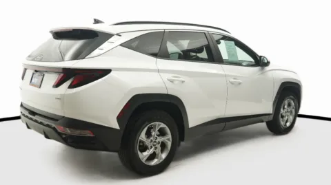 More photos of 2024 Hyundai Tucson SEL at Auto City, CA