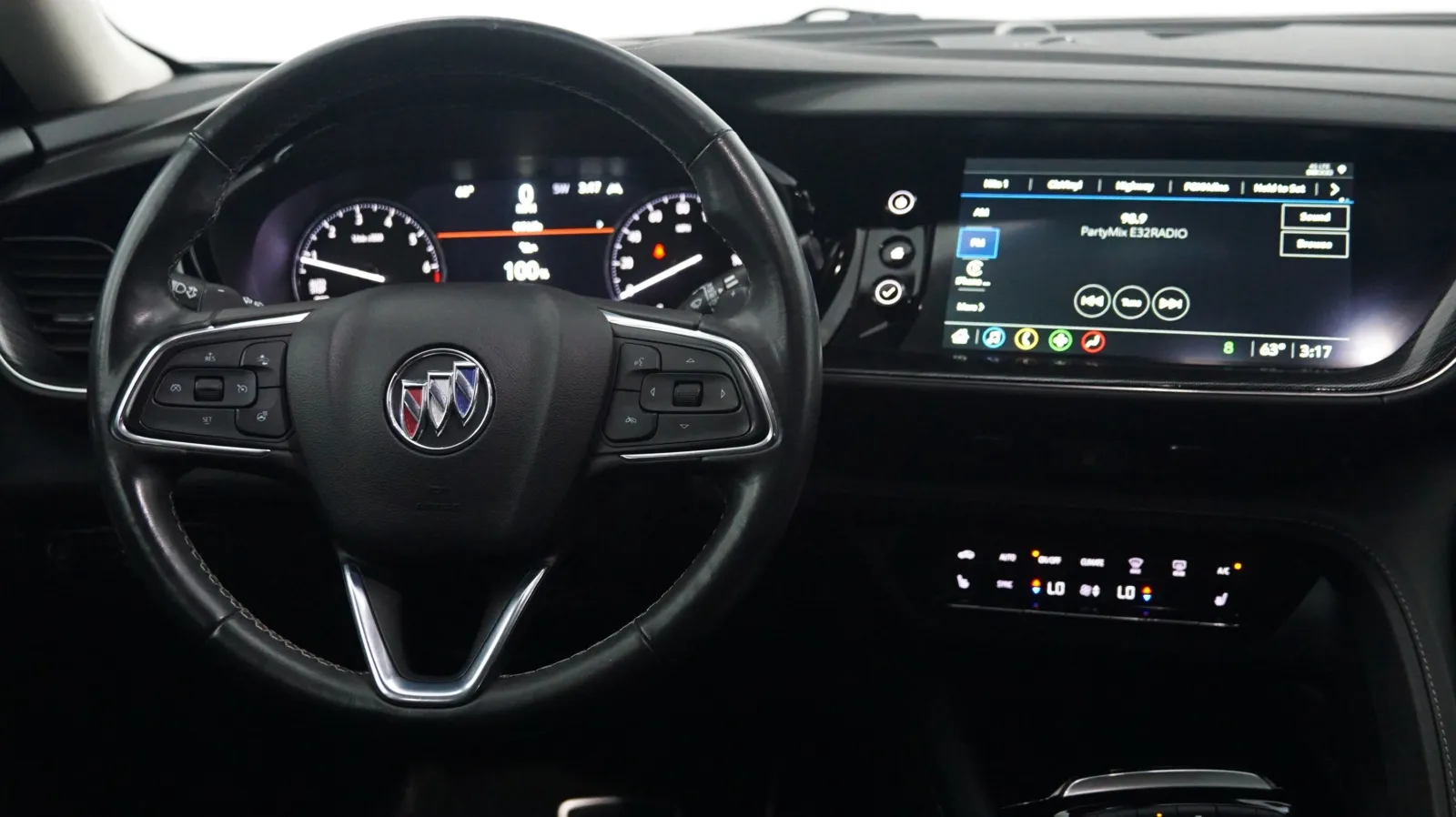 More photos of 2023 Buick Envision Essence at Auto City, CA