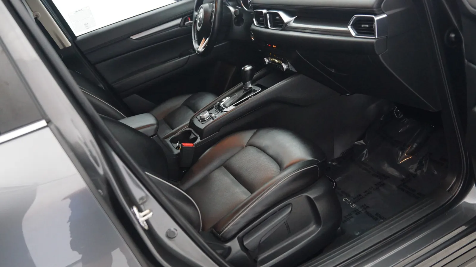 More photos of 2024 Mazda CX-5 2.5 S Select Package at Auto City, CA