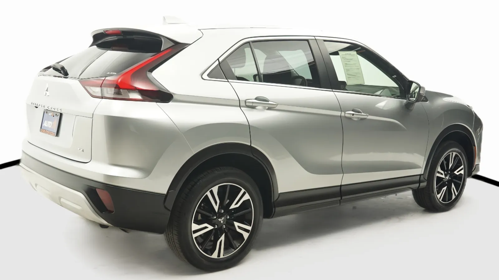 More photos of 2024 Mitsubishi Eclipse Cross SE at Auto City, CA