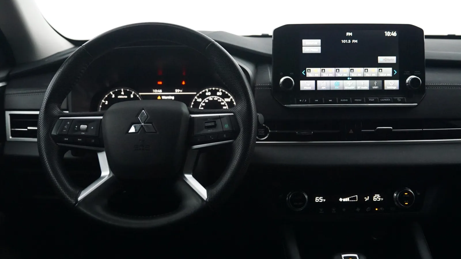 More photos of 2024 Mitsubishi Outlander SE Black Edition at Auto City, CA