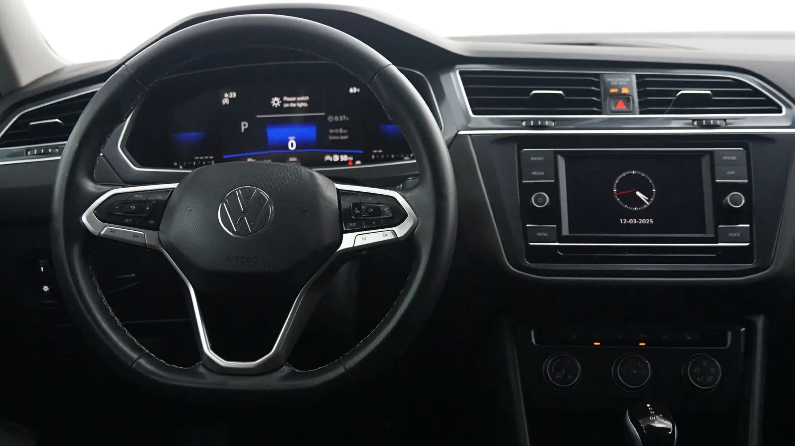 More photos of 2024 Volkswagen Tiguan S at Auto City, CA