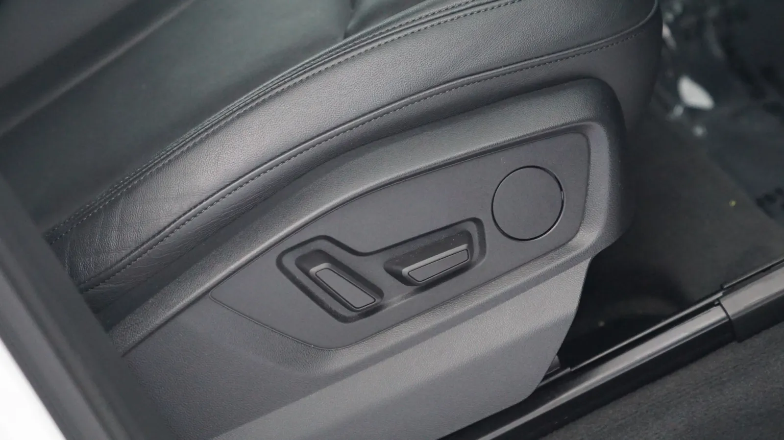 Audi Q7 photo 15