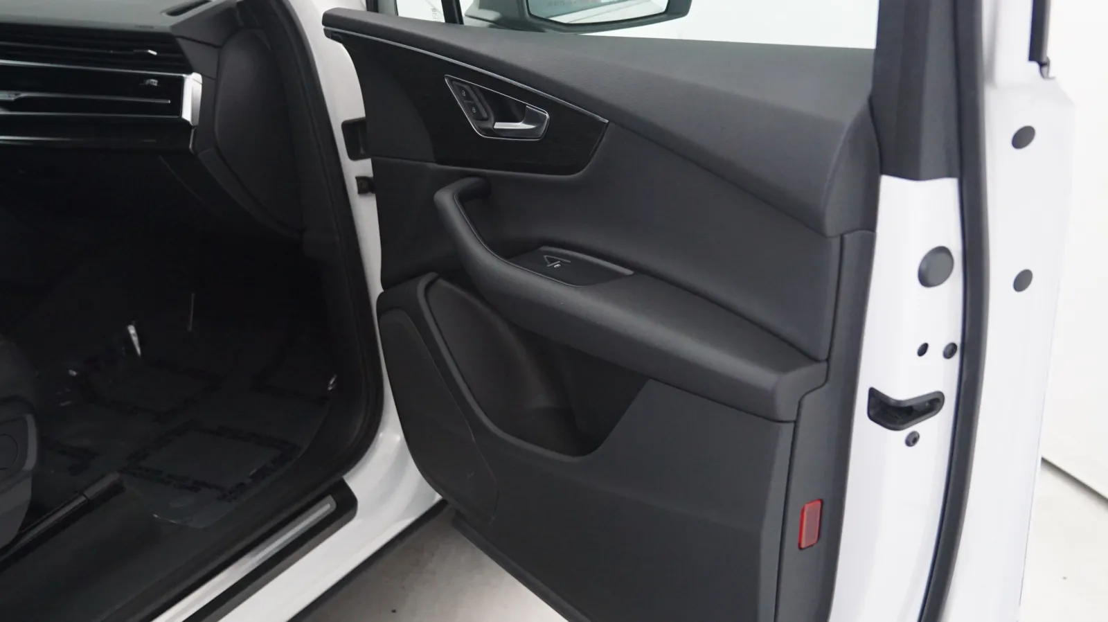 Audi Q7 photo 16