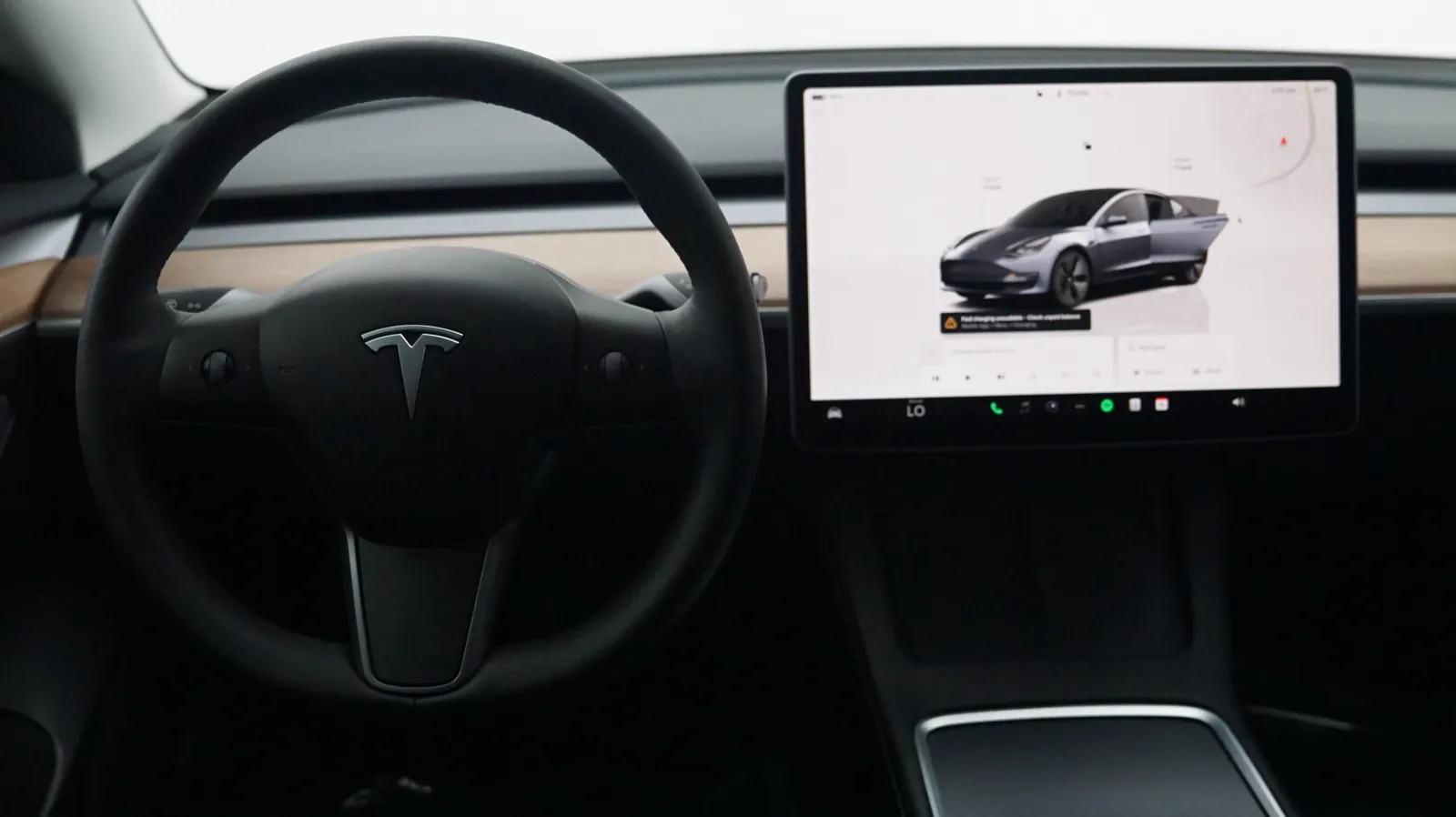 More photos of 2023 Tesla Model 3 at Auto City, CA