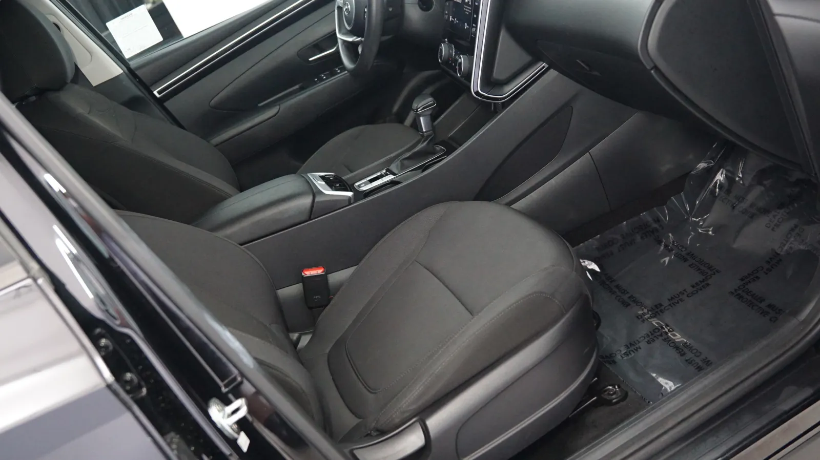 More photos of 2022 Hyundai Tucson SEL at Auto City, CA