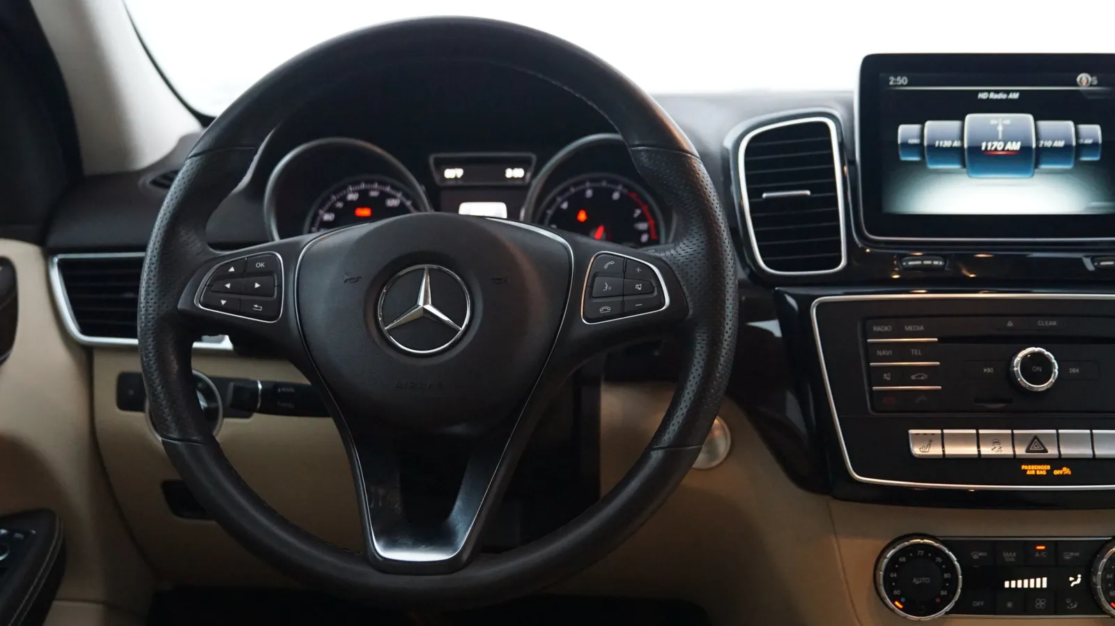 More photos of 2016 Mercedes-Benz GLE 350 at Auto City, CA