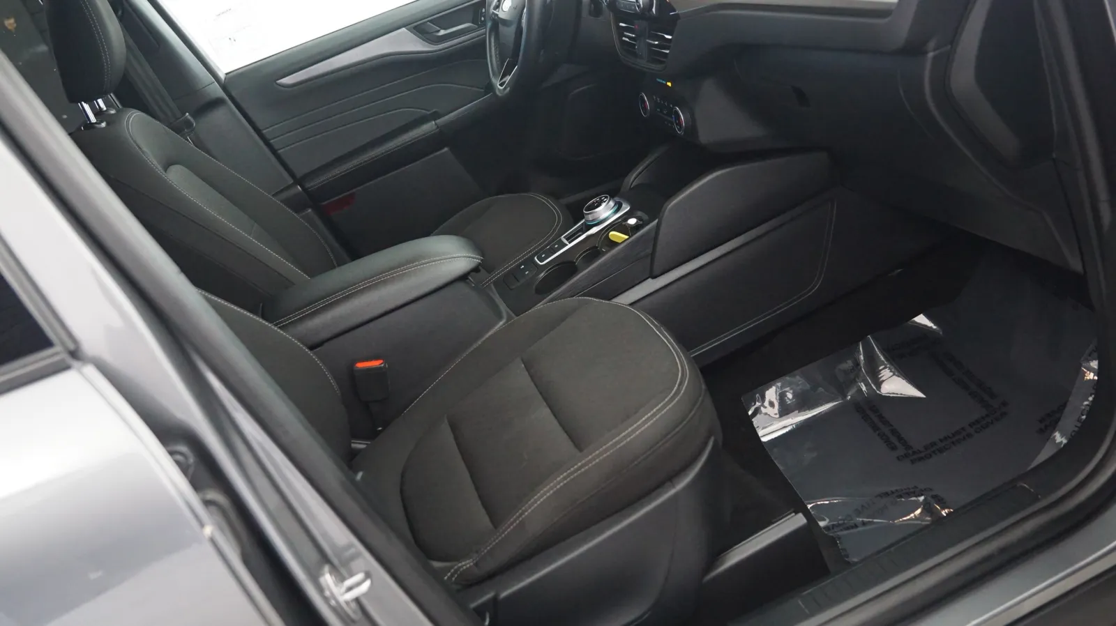 More photos of 2024 Ford Escape Active at Auto City, CA