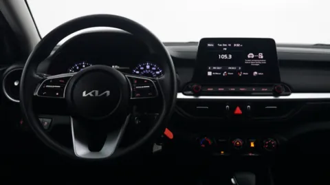 More photos of 2024 Kia Forte LXS at Auto City, CA