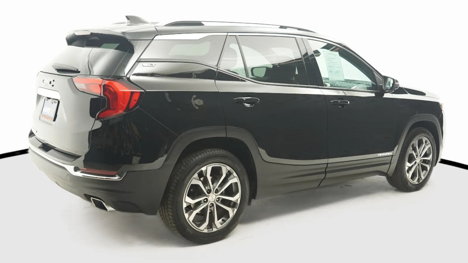 More photos of 2020 GMC Terrain SLT at Auto City, CA