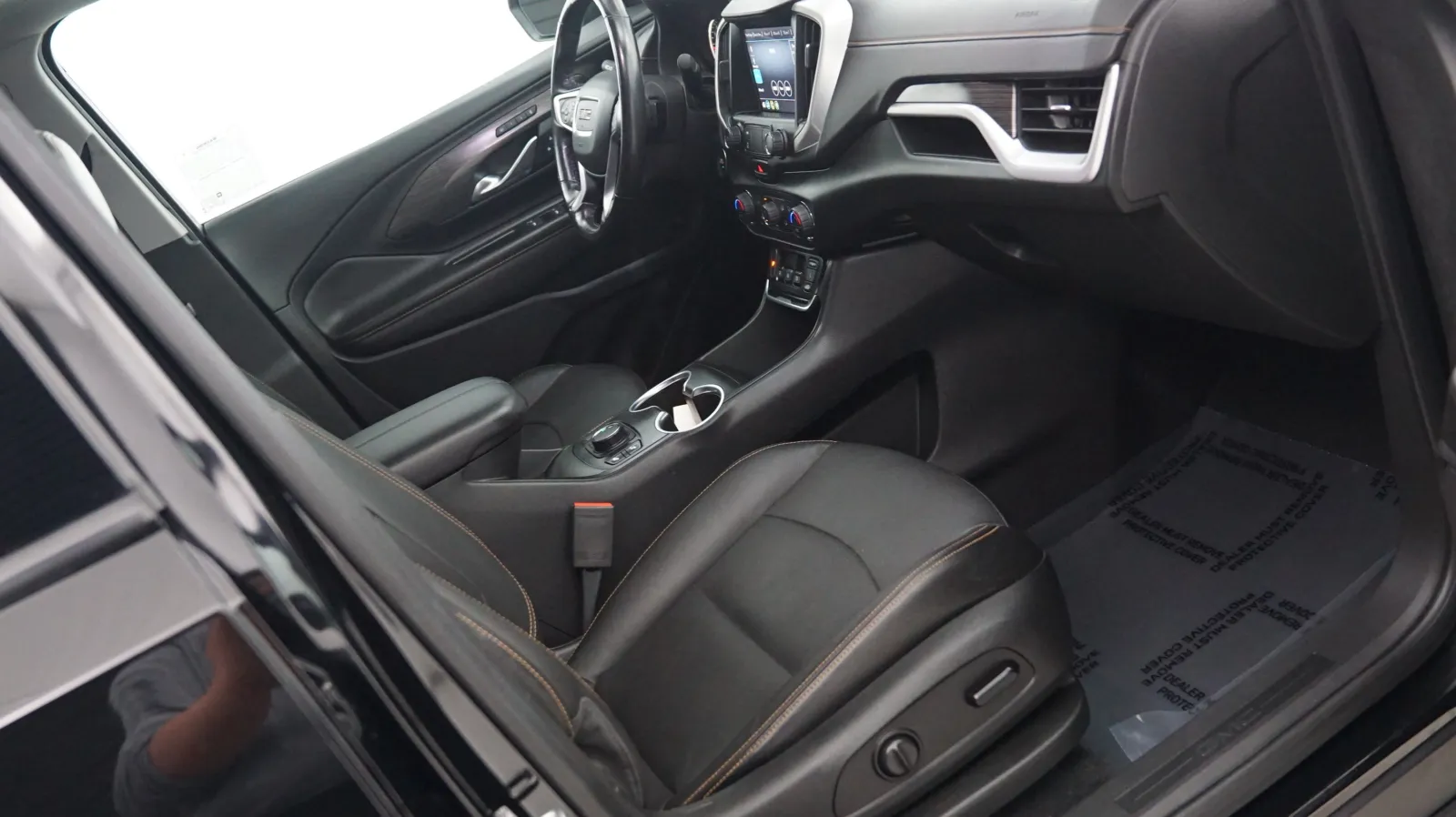 More photos of 2020 GMC Terrain SLT at Auto City, CA
