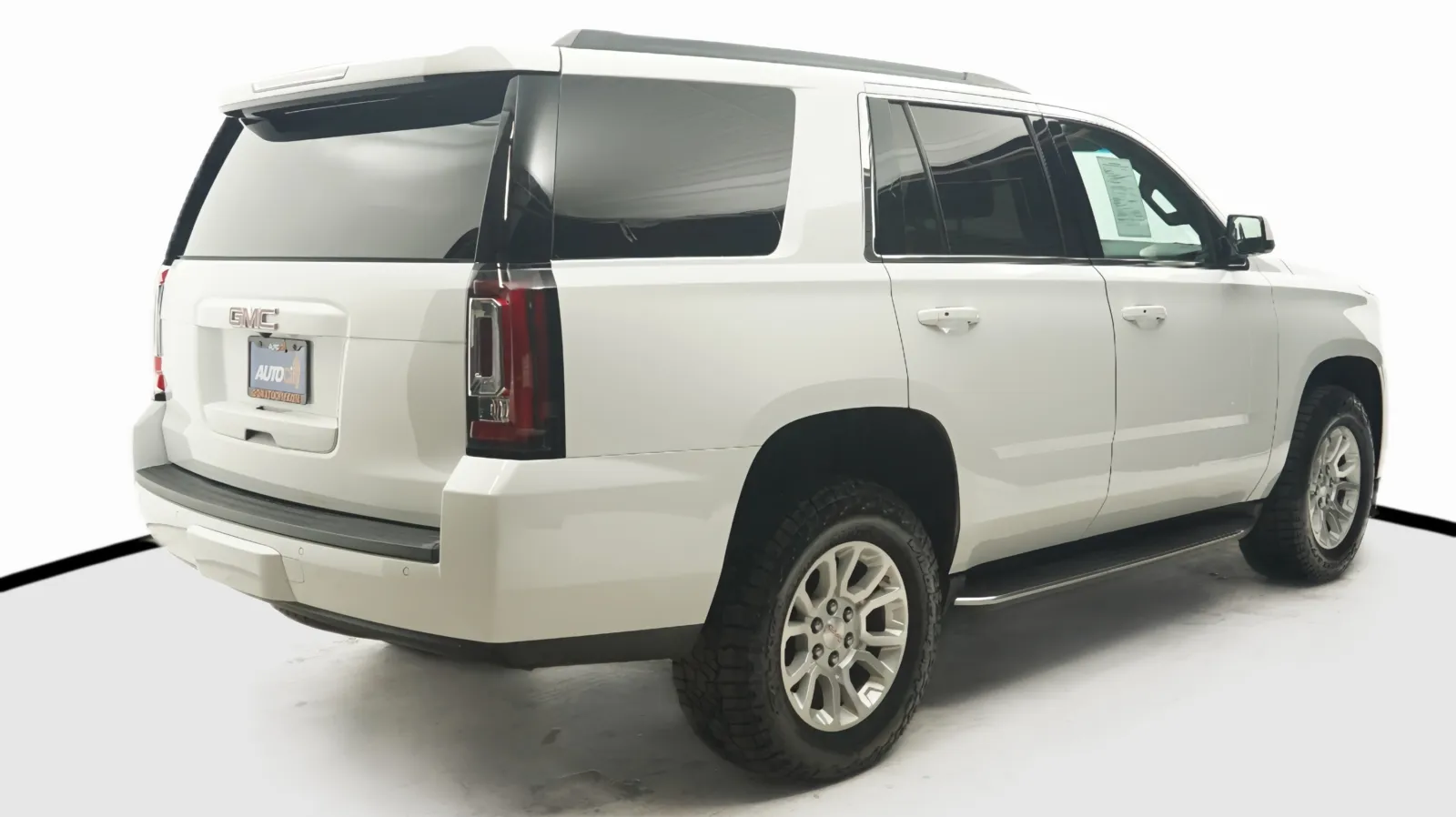 More photos of 2017 GMC Yukon SLT at Auto City, CA