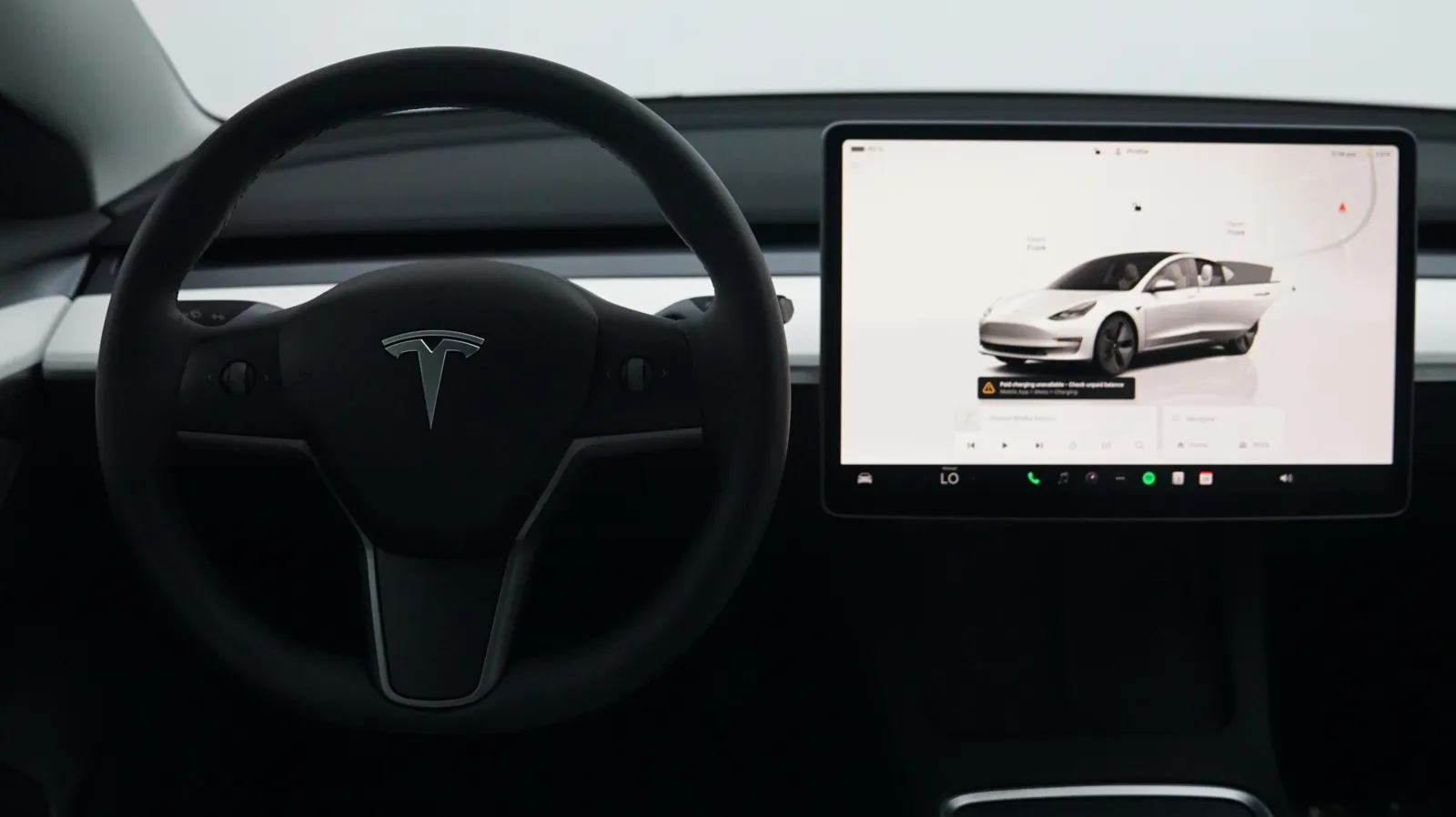 More photos of 2022 Tesla Model 3 at Auto City, CA