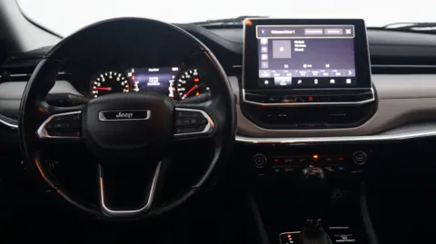 More photos of 2022 Jeep Compass Limited at Auto City, CA