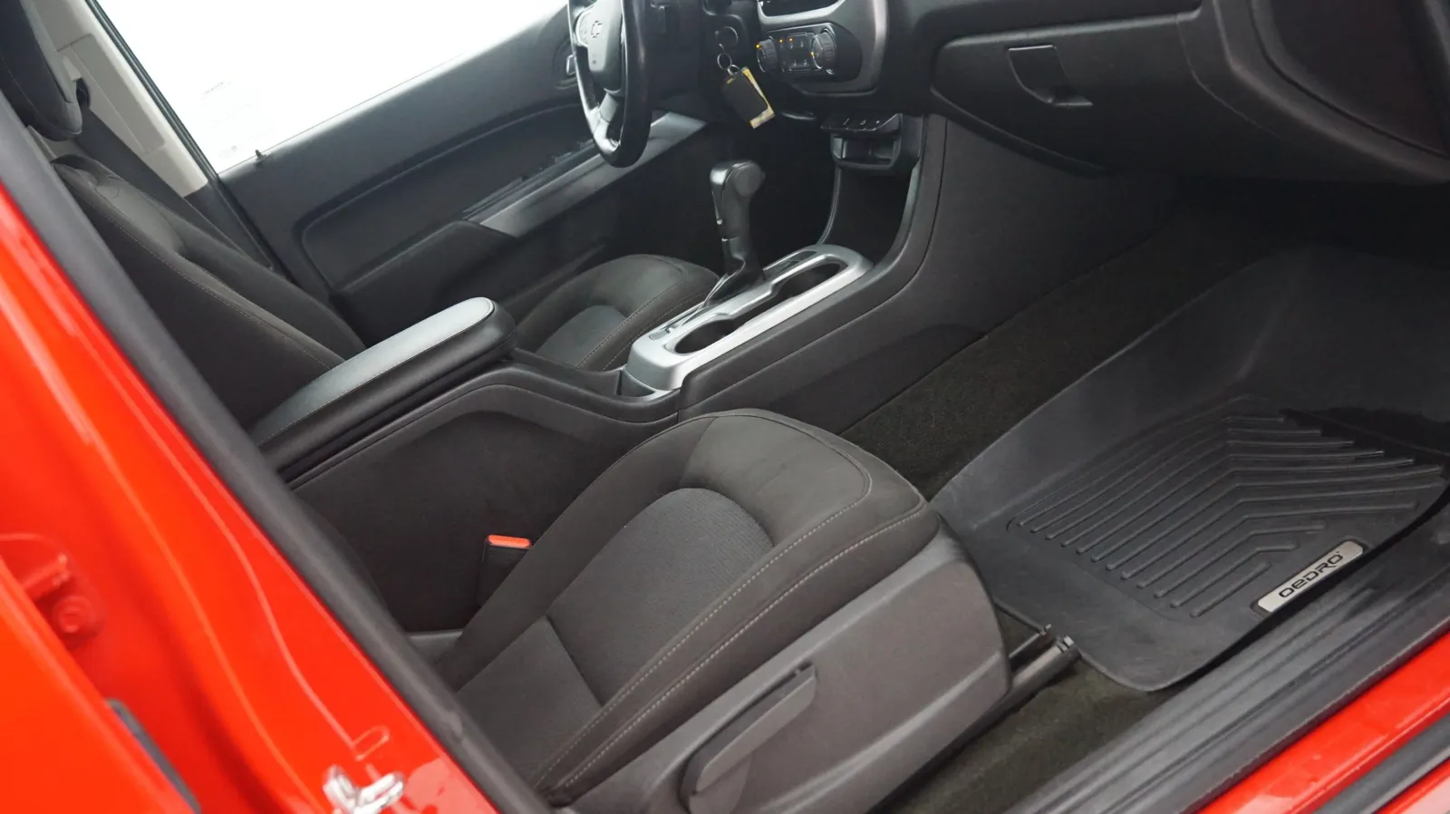 More photos of 2017 Chevrolet Colorado 4WD LT at Auto City, CA