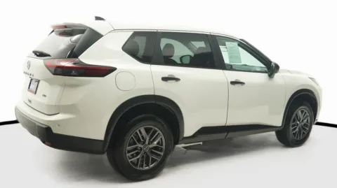 More photos of 2024 Nissan Rogue S at Auto City, CA