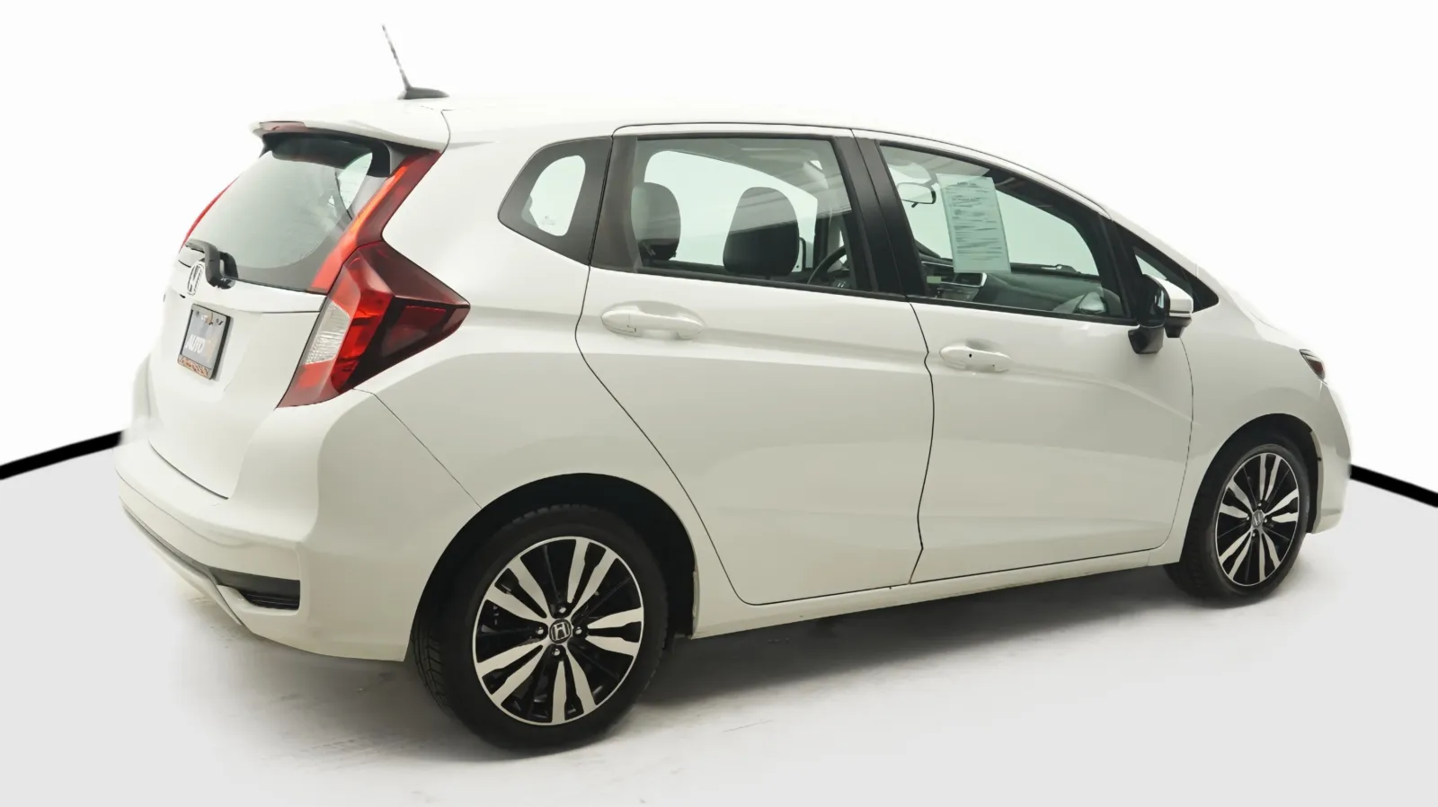 More photos of 2018 Honda Fit EX-L at Auto City, CA