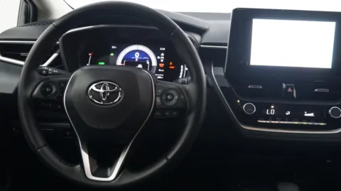 More photos of 2023 Toyota Corolla Hybrid XLE at Auto City, CA