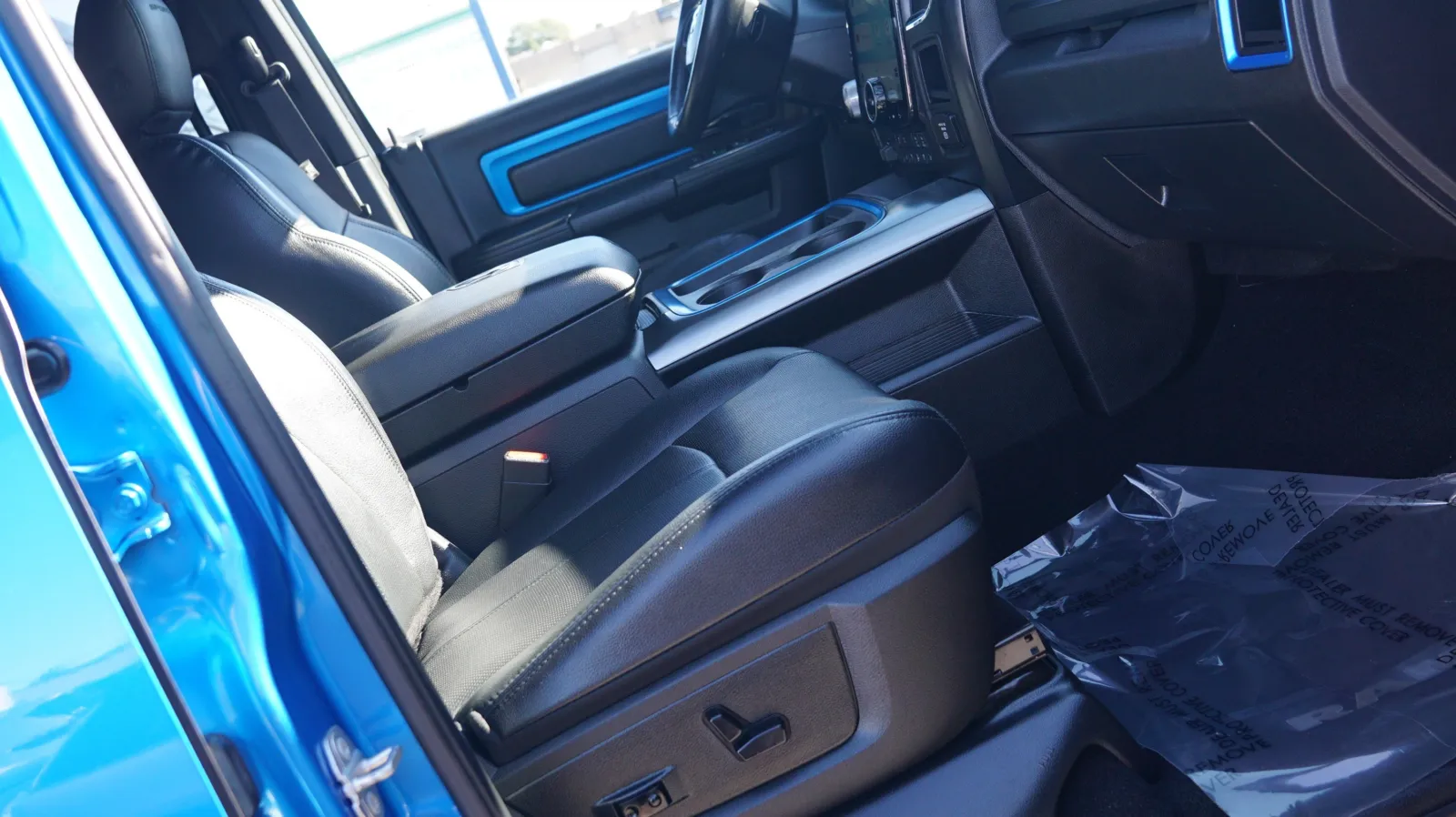 More photos of 2018 Ram 1500 Sport at Auto City, CA