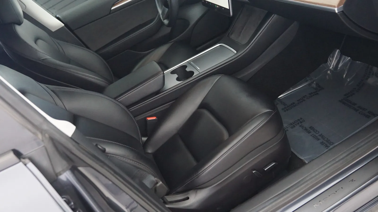 More photos of 2022 Tesla Model 3 Long Range at Auto City, CA