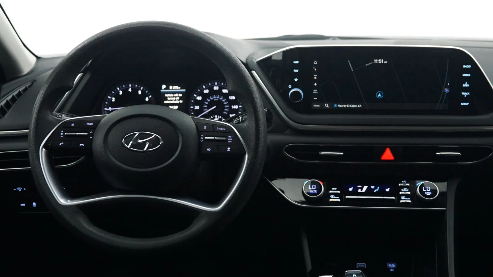 More photos of 2023 Hyundai Sonata SEL at Auto City, CA