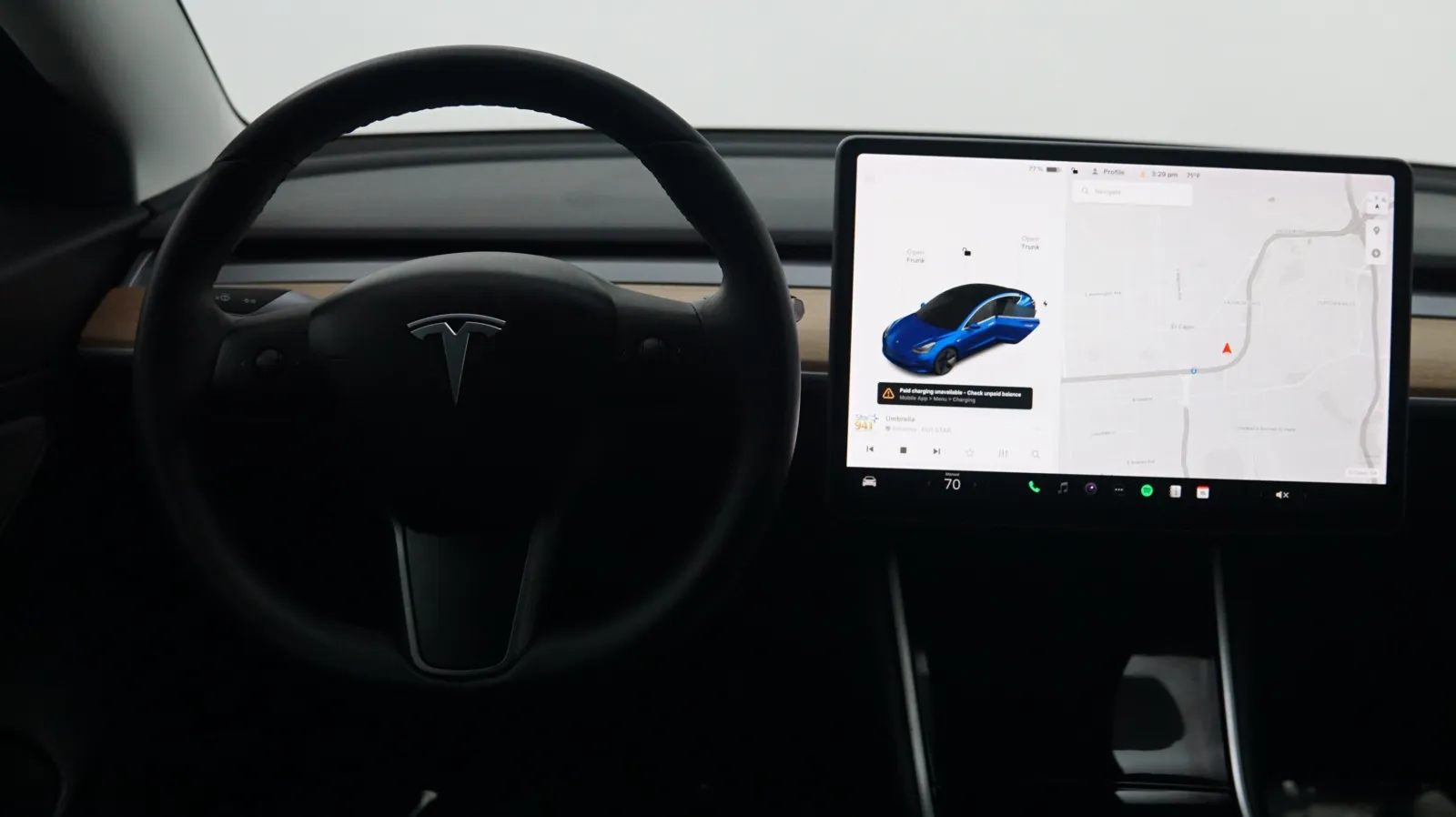 More photos of 2020 Tesla Model 3 Standard Range Plus at Auto City, CA