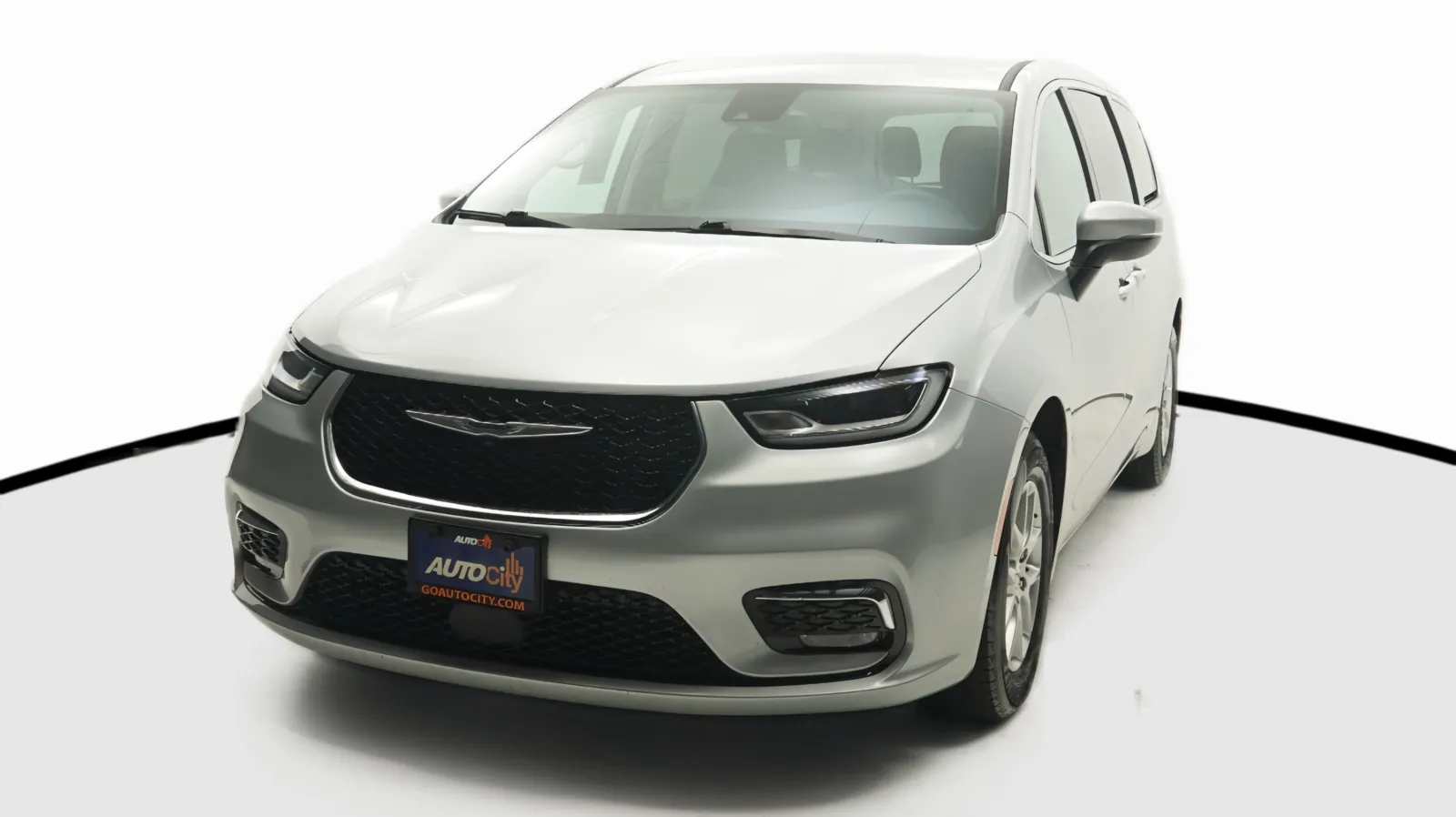 Silver 2023 Chrysler Pacifica Touring L for sale in El Cajon, CA