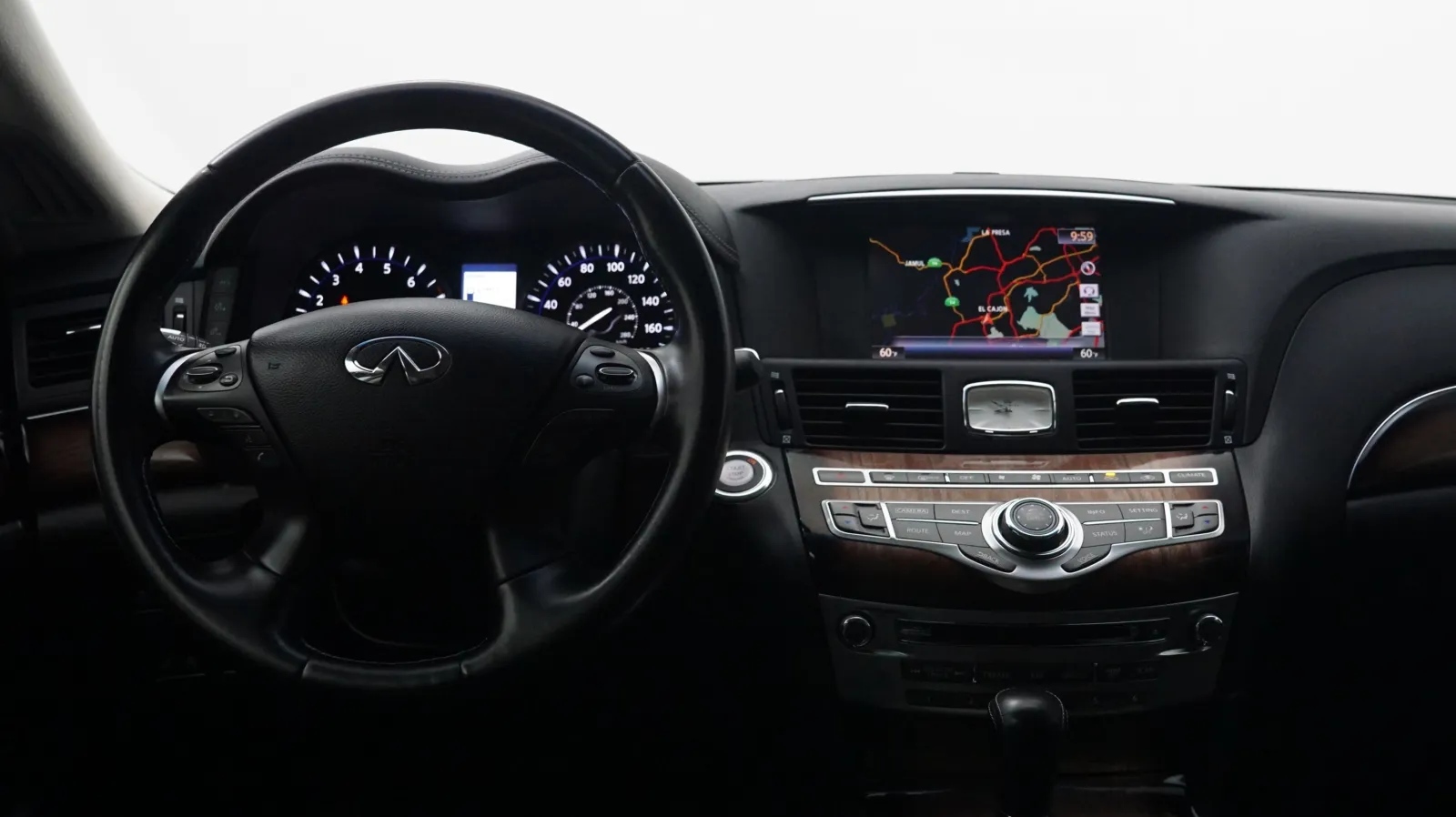 More photos of 2016 INFINITI Q70L 5.6 at Auto City, CA