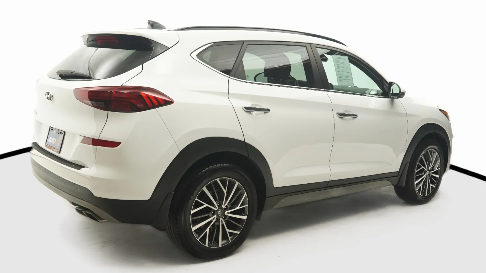 More photos of 2021 Hyundai Tucson Ultimate at Auto City, CA