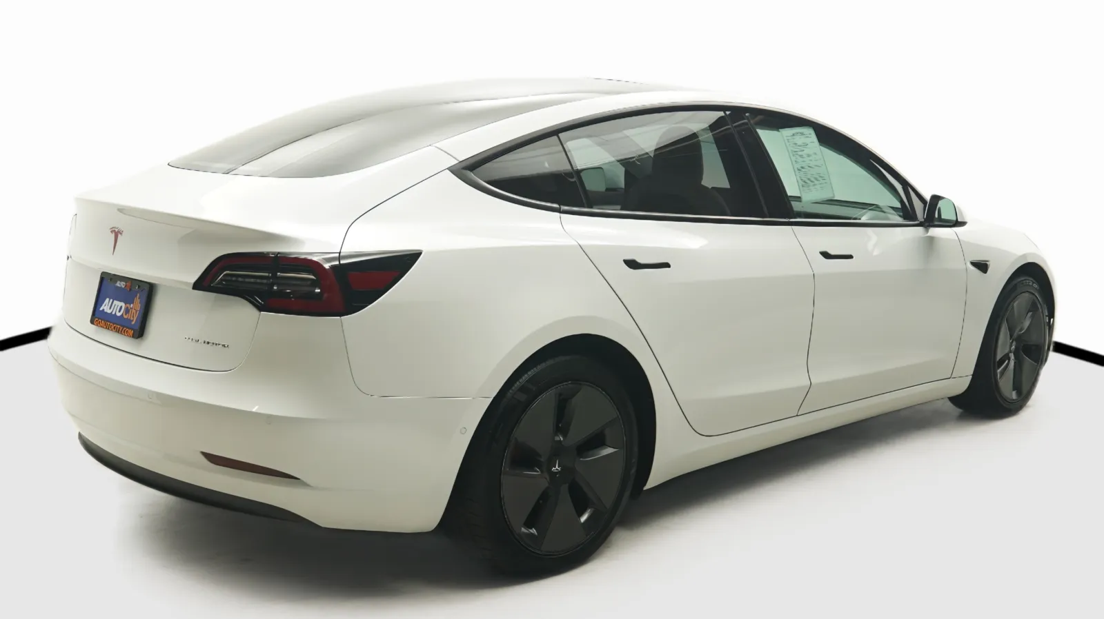 More photos of 2021 Tesla Model 3 Long Range at Auto City, CA