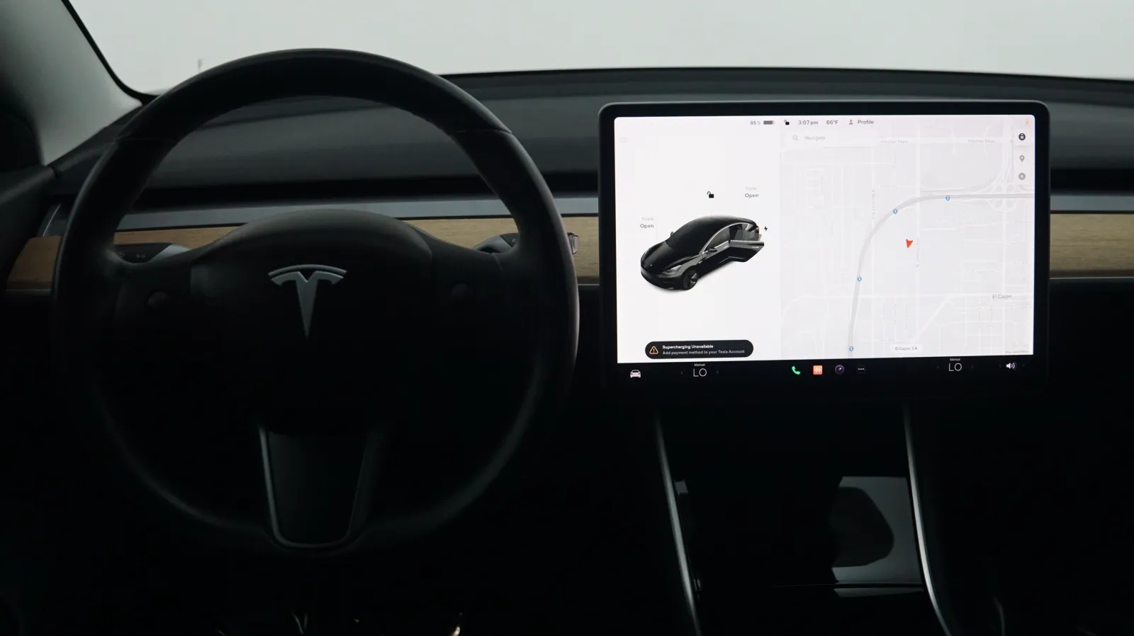 More photos of 2018 Tesla Model 3 Mid Range Battery at Auto City, CA