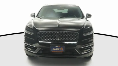Another view of 2019 Lincoln Nautilus Reserve for sale in El Cajon, CA at Auto City
