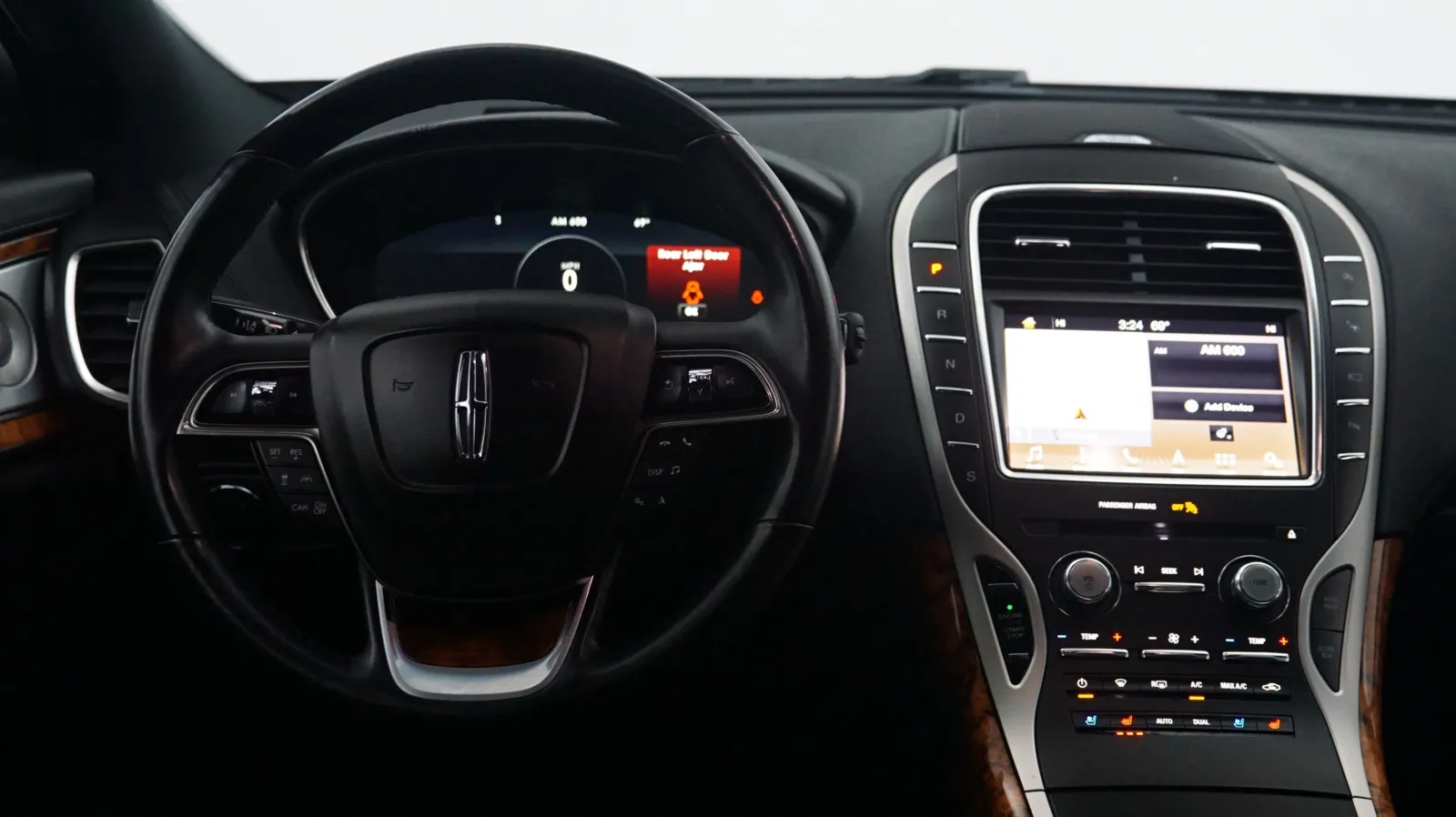 More photos of 2019 Lincoln Nautilus Reserve at Auto City, CA