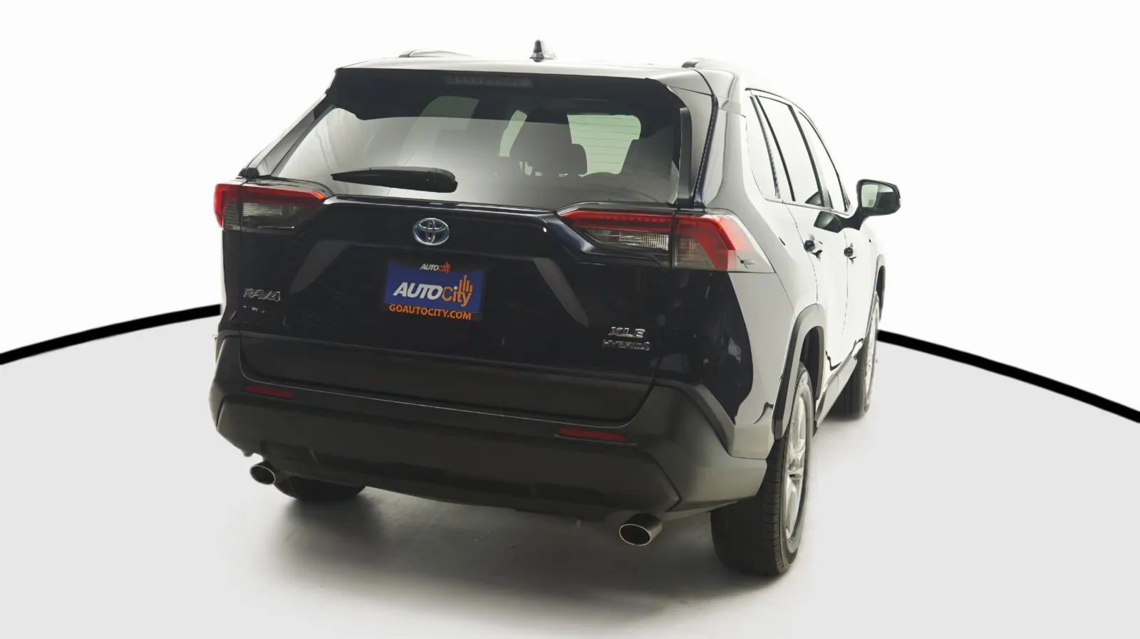 More photos of 2019 Toyota RAV4 Hybrid XLE at Auto City, CA