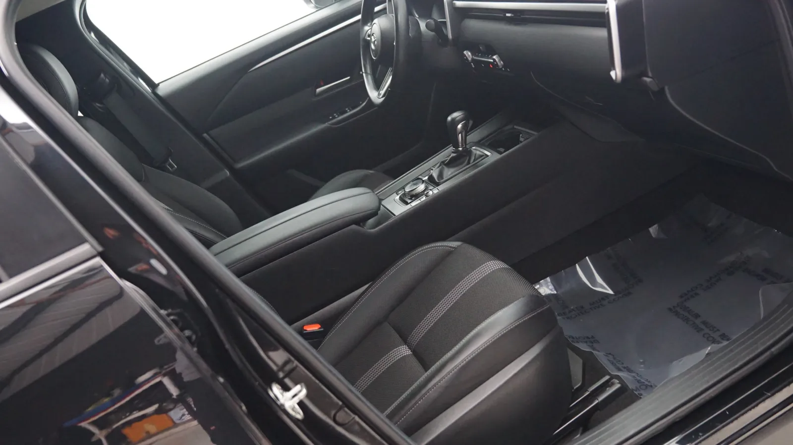 More photos of 2024 Mazda CX-50 2.5 S Preferred Package at Auto City, CA