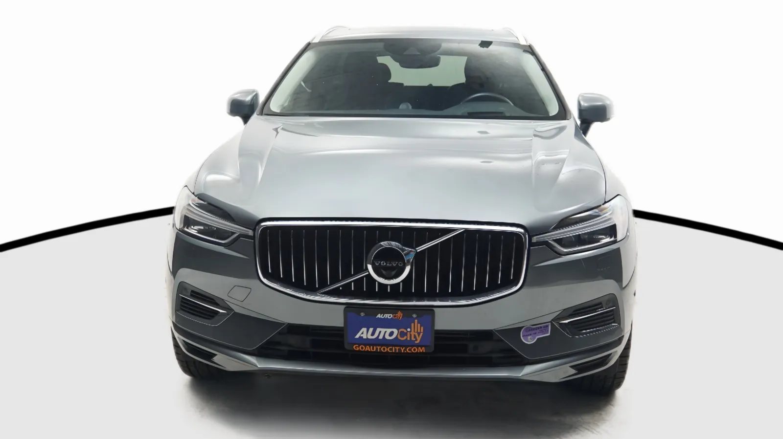 More photos of 2019 Volvo XC60 Inscription at Auto City, CA