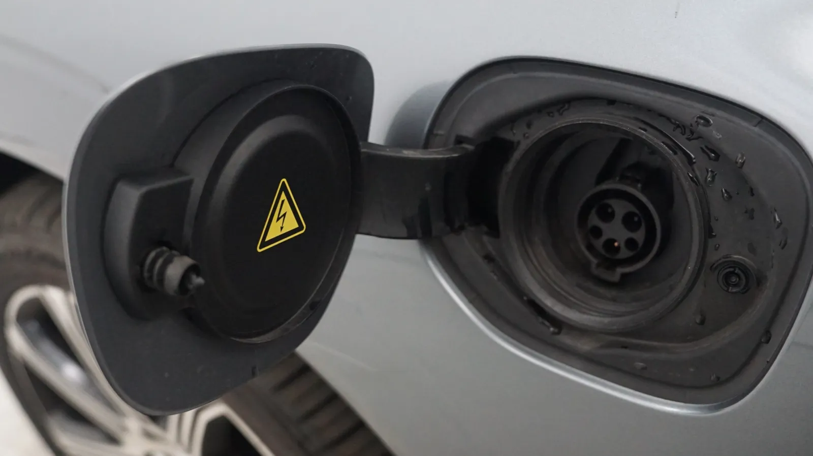 Photos of 2019 Volvo XC60 Inscription for sale in El Cajon, CA at Auto City