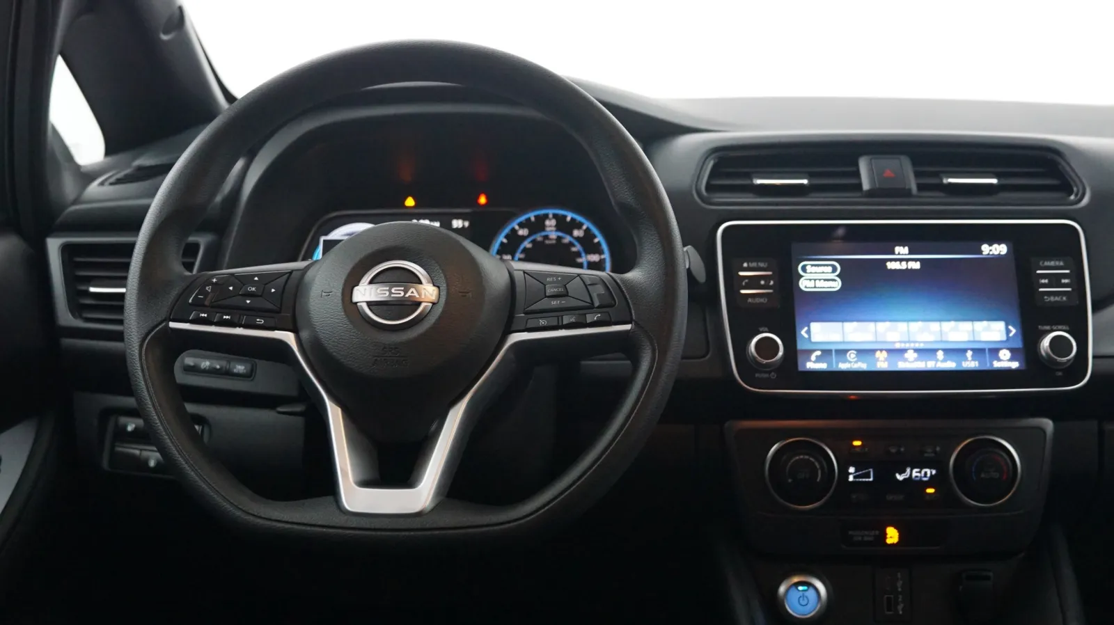 More photos of 2023 Nissan Leaf S at Auto City, CA