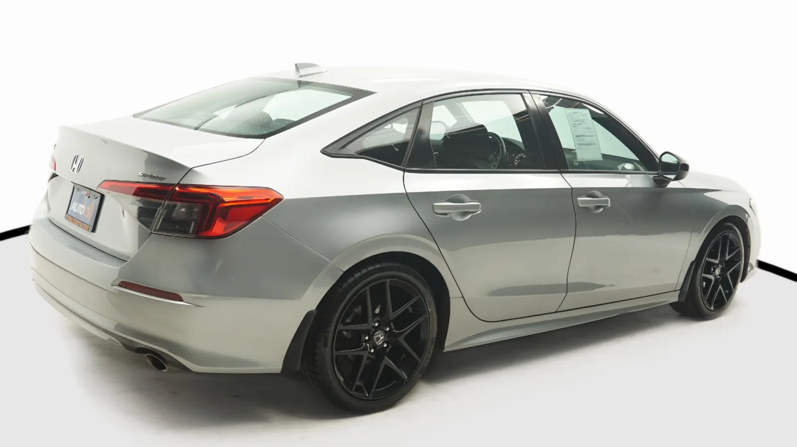 More photos of 2022 Honda Civic Sport at Auto City, CA