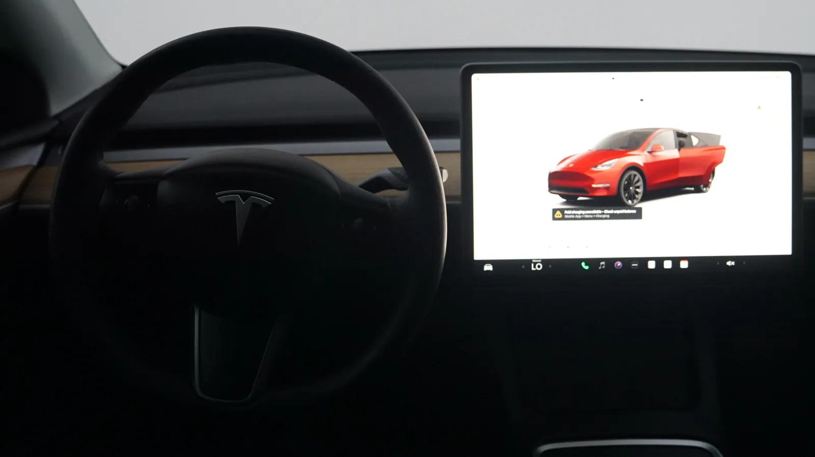 More photos of 2022 Tesla Model Y Long Range at Auto City, CA