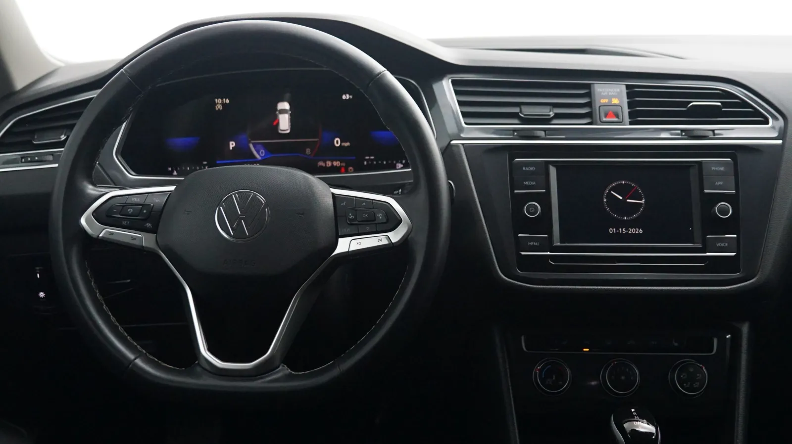 More photos of 2024 Volkswagen Tiguan S at Auto City, CA