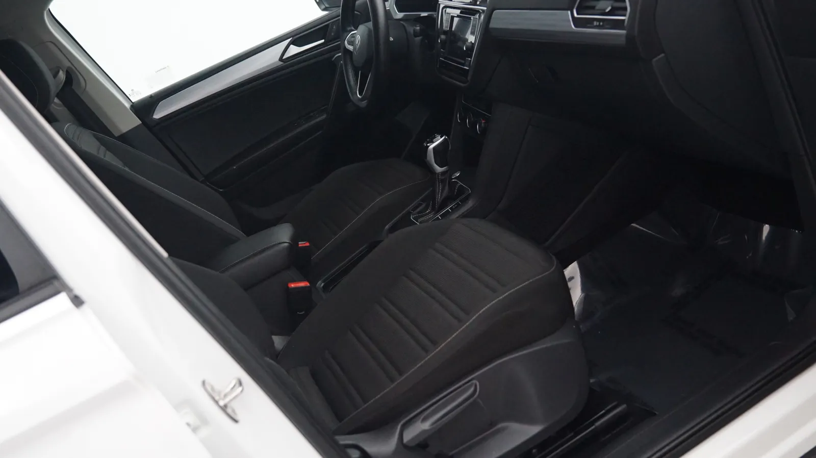 More photos of 2024 Volkswagen Tiguan S at Auto City, CA