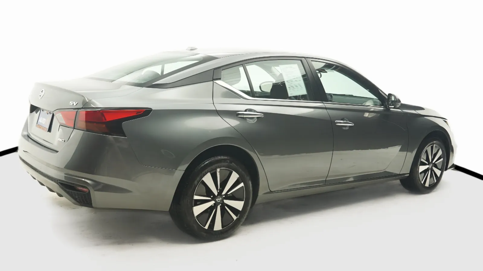 More photos of 2021 Nissan Altima 2.5 SV at Auto City, CA